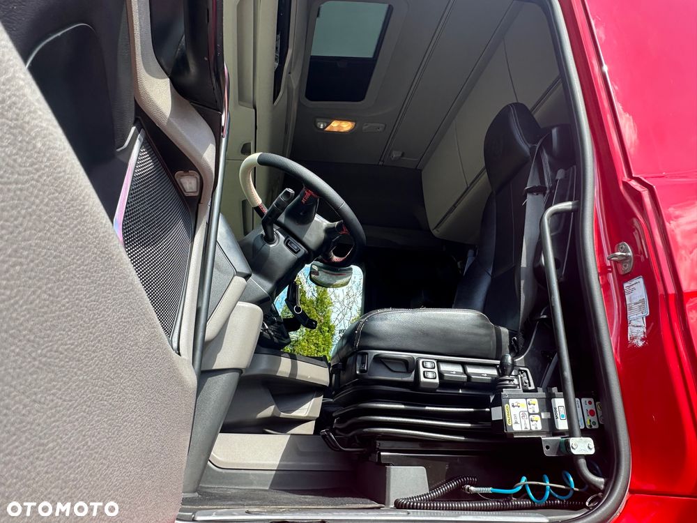 Scania / R500 / 6X2 / HAKOWIEC / Oś-SKRĘTNA-PODNOSZONA / - 29