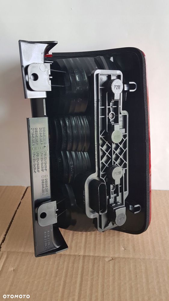 lampa tył lewa vw caddy iii 10-15 2k5945095 igła!! - 5