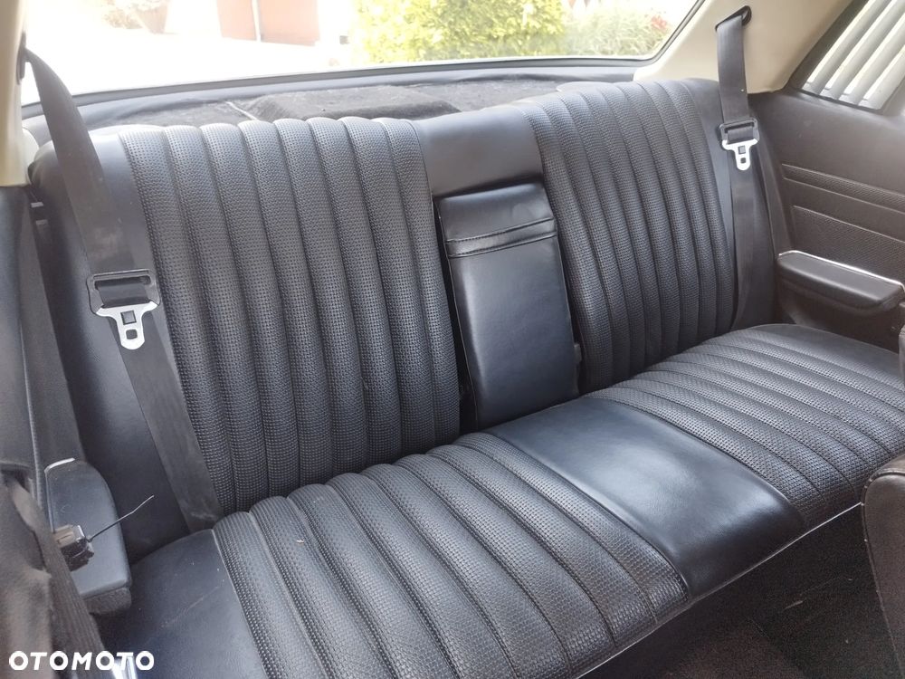 Mercedes-Benz SLC - 15