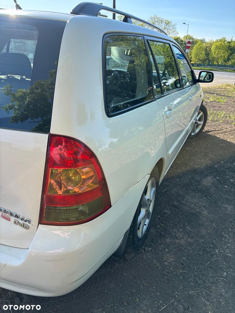 Toyota Corolla 1.4 D-4D Sol - 23