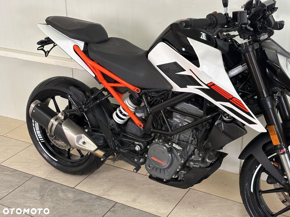KTM Duke 125 - 9
