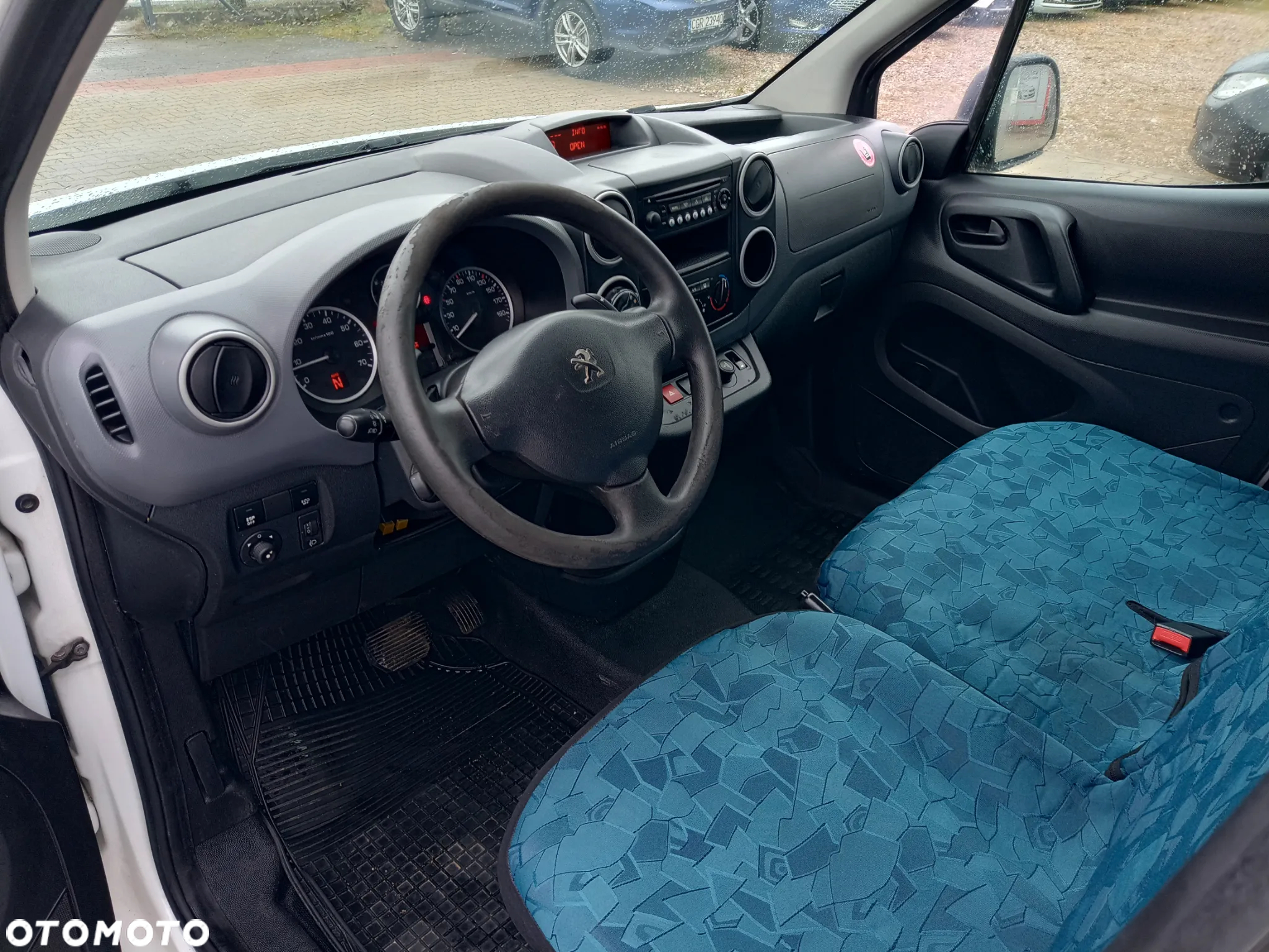 Peugeot Partner - 11