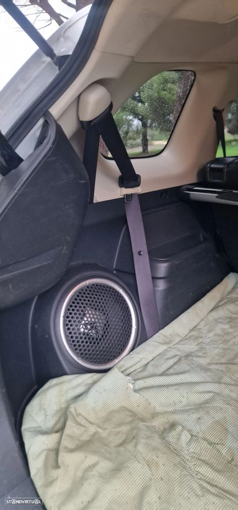 Mitsubishi Outlander 2.2 DI-D Instyle Navi AT 4WD - 19