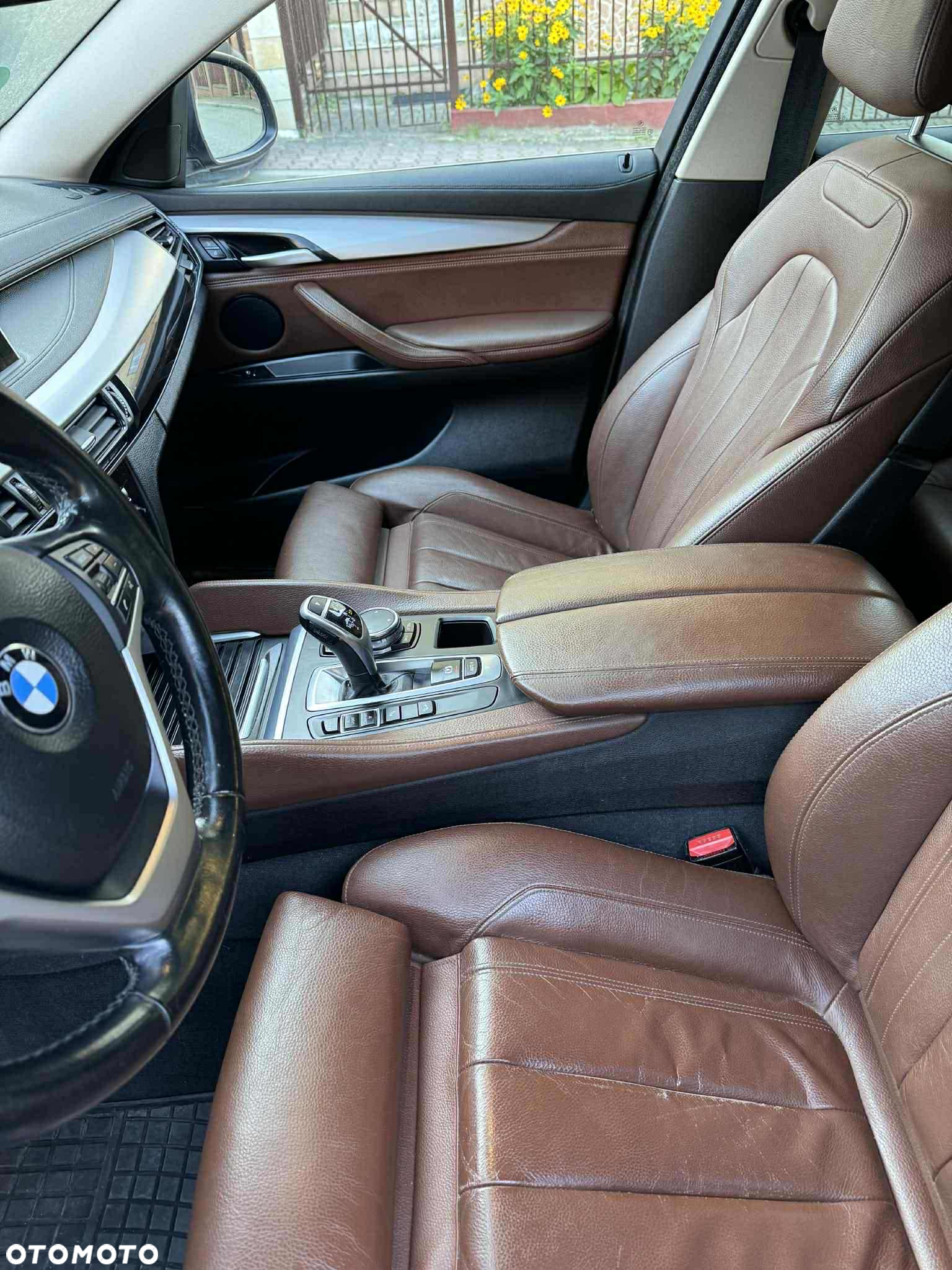 BMW X6 xDrive30d - 13