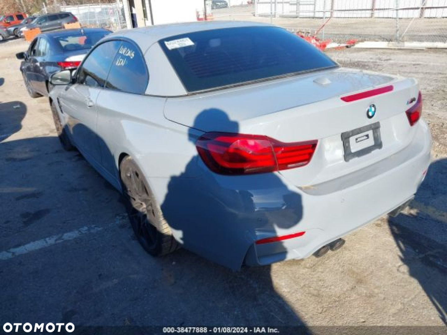 BMW M4 - 4