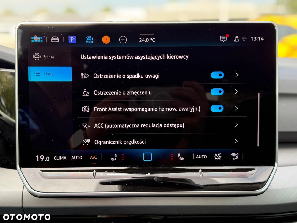 Volkswagen Golf VIII 1.5 TSI Life Plus - 31