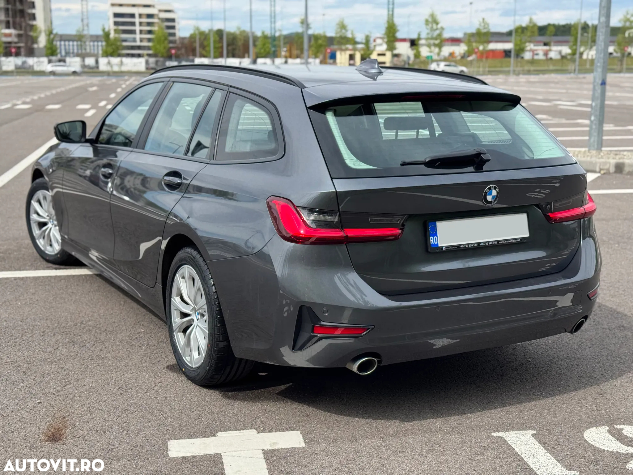 BMW Seria 3 318d AT MHEV - 3