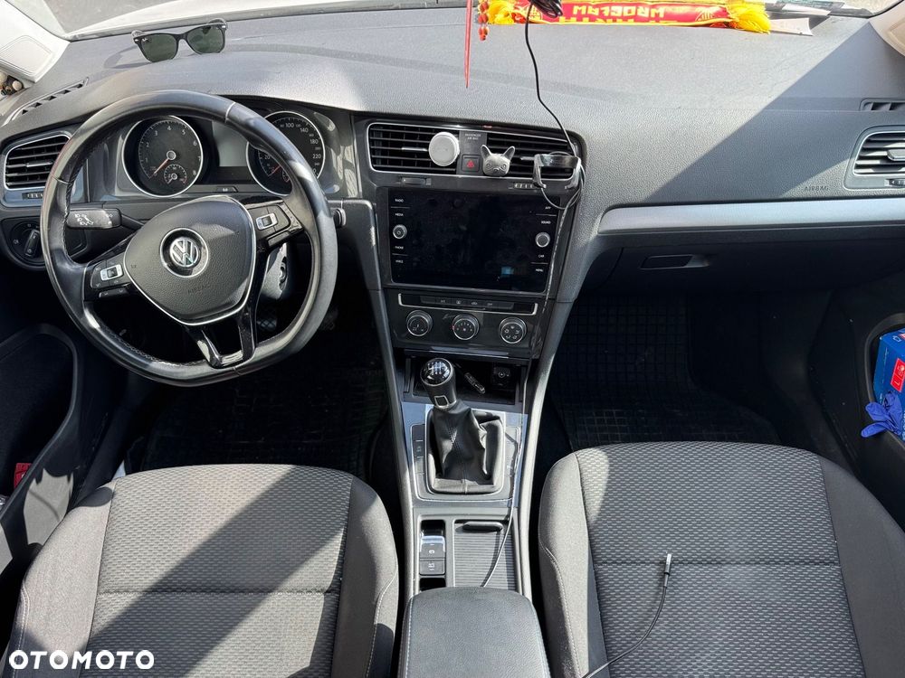 Volkswagen Golf 1.5 TSI BMT Trendline - 8