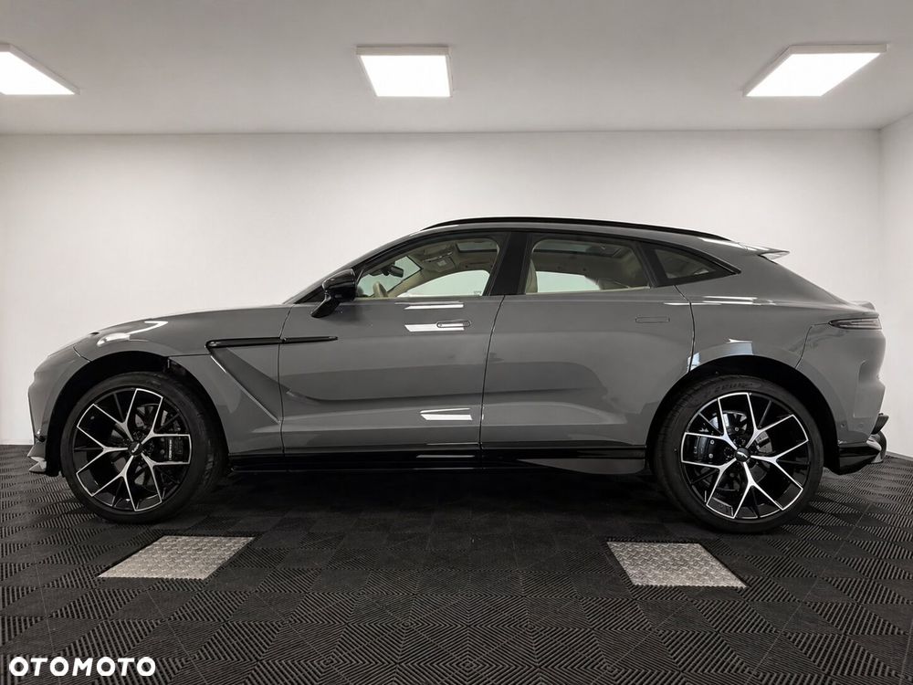 Aston Martin DBX707 - 3