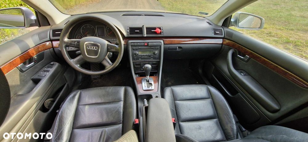 Audi A4 Limousine - 5