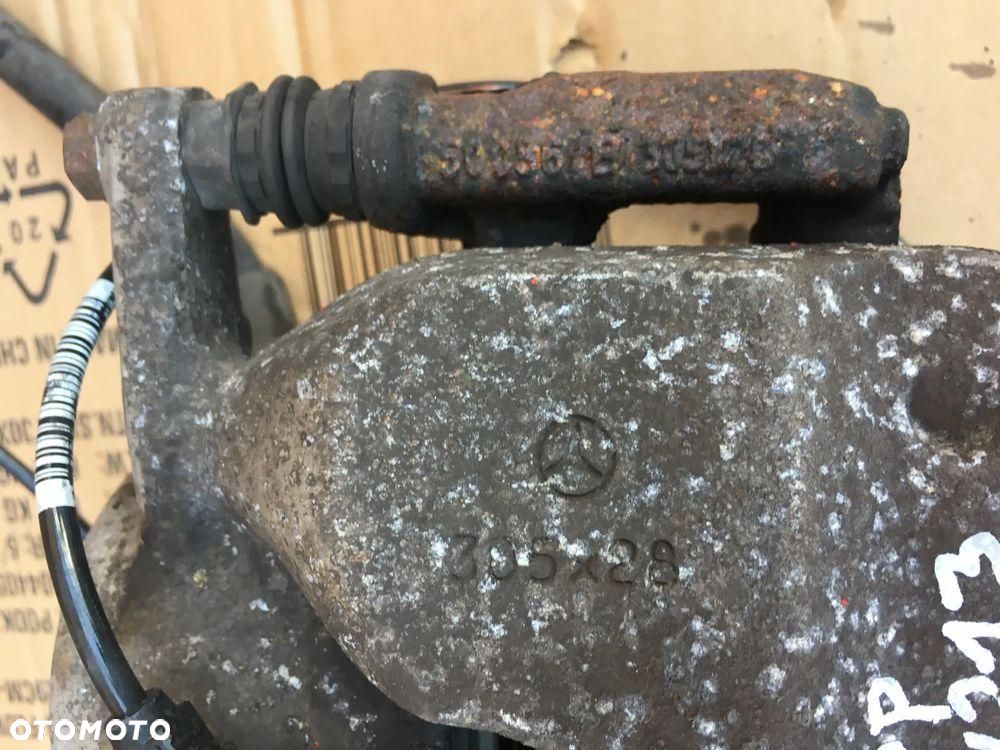 Mercedes W213 Zacisk Hamulcowy Zaciski Hamulcowe Przód Przedni Prawy 305mm - 4