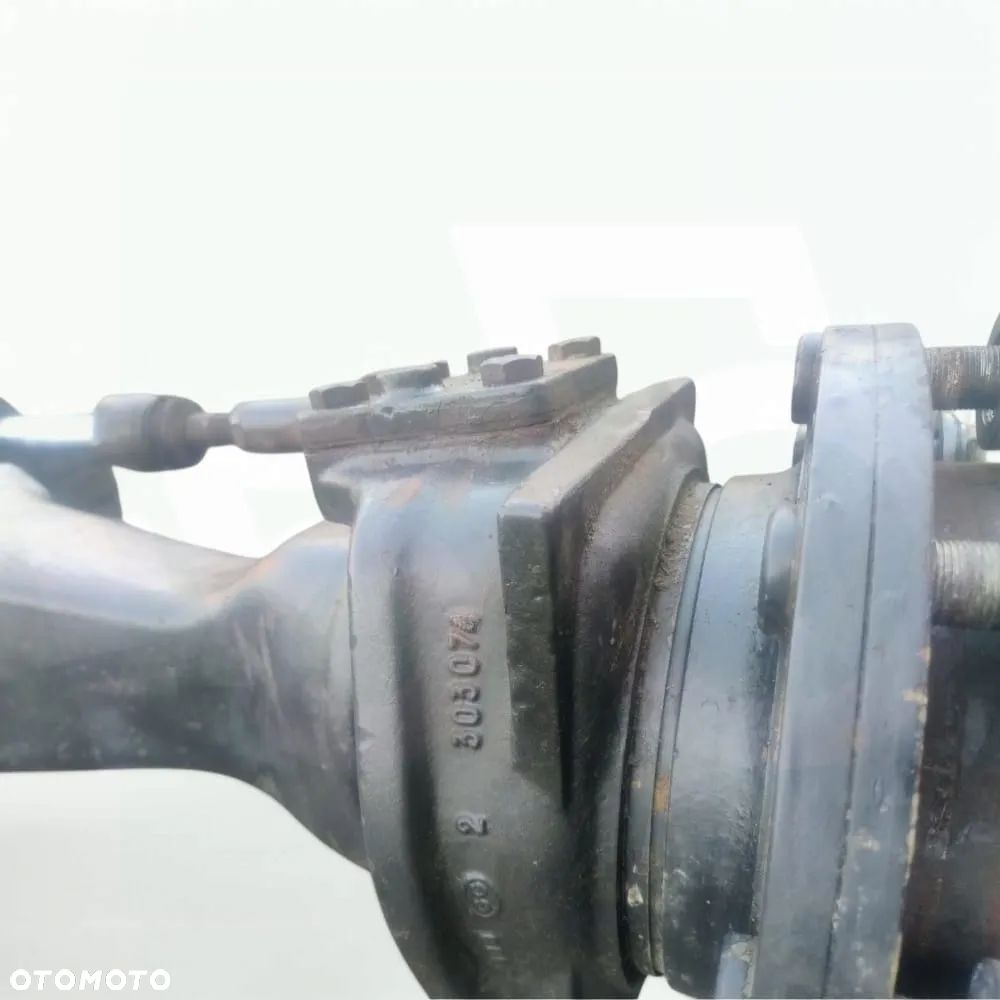 Zwolnica kompletna Dana 303073 303074 V31790910 Valtra 8400 - 17