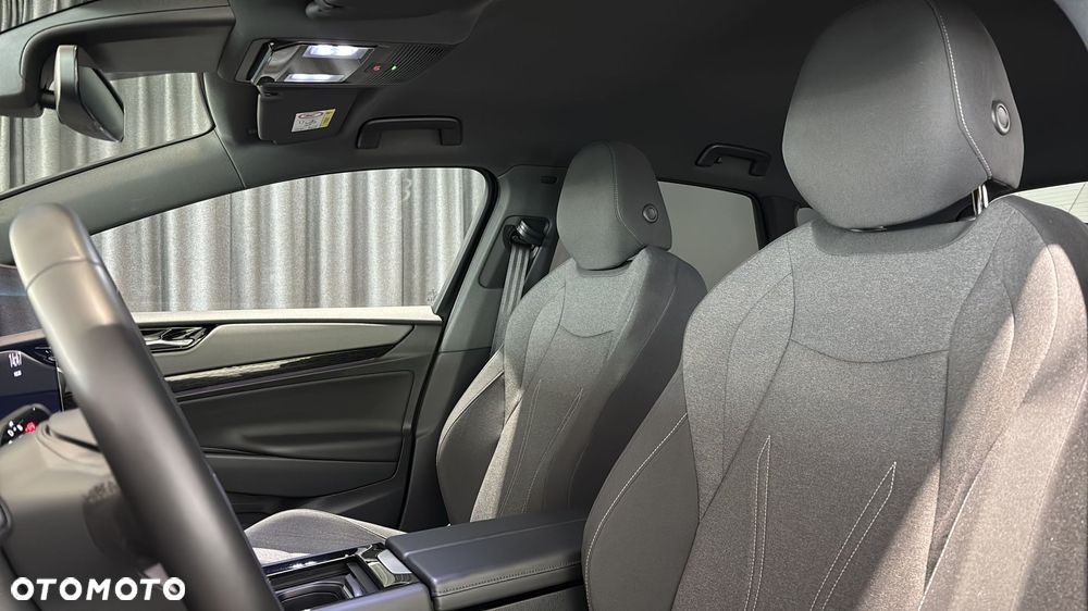 Volkswagen ID.7 - 12