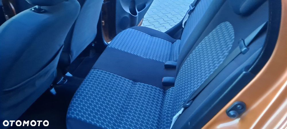 Daihatsu Trevis 1.0 Junior - 11