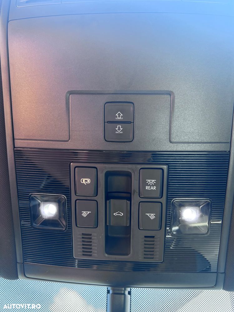 Volkswagen Tiguan - 10