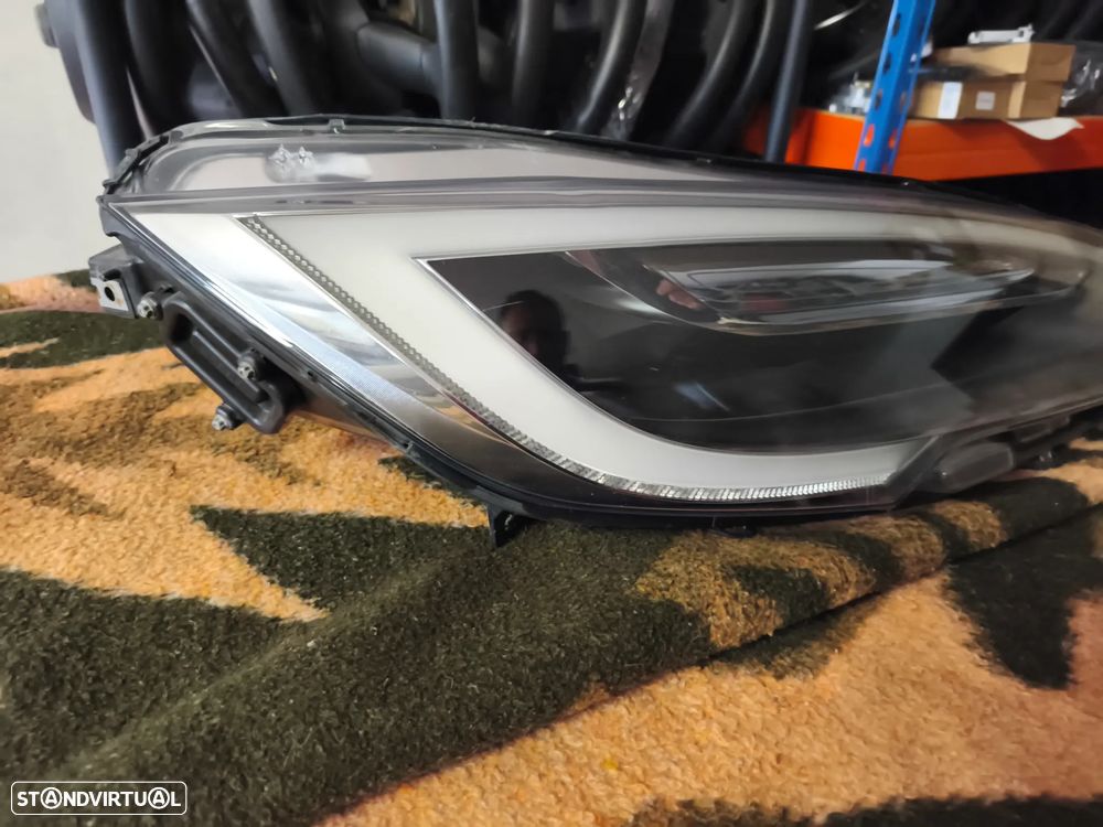 Farol direito full Led Tesla modelo S facelift - 2