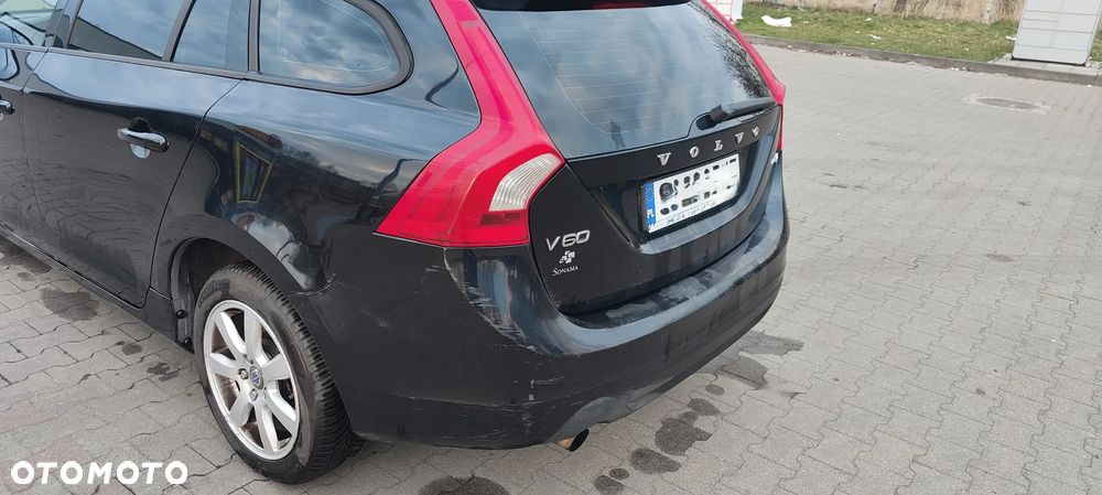 Volvo V60 DRIVe Momentum - 8