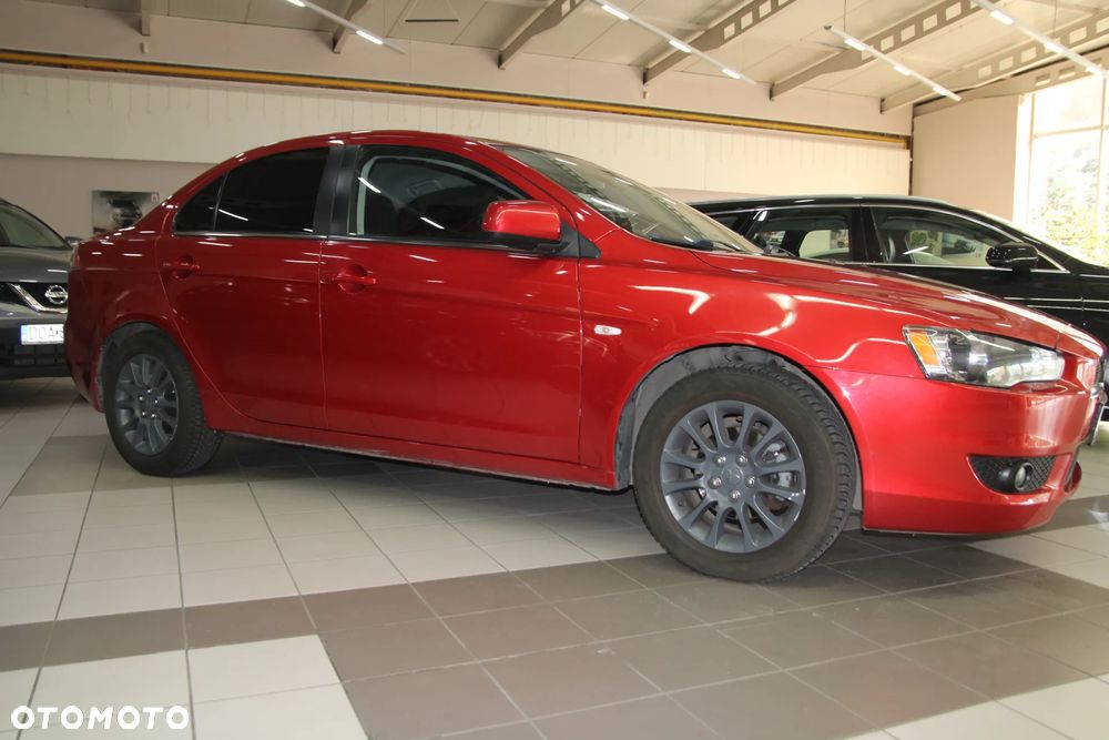 Mitsubishi Lancer 1.6 Invite - 4