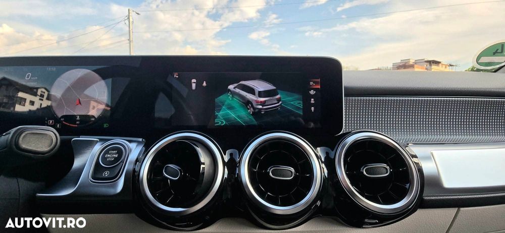 MERCEDES-BENZ GLB 2020 — imagine 36