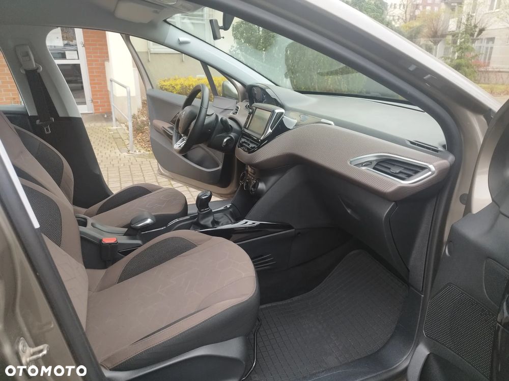 Peugeot 2008 1.2 VTi/Pure Tech Active - 16