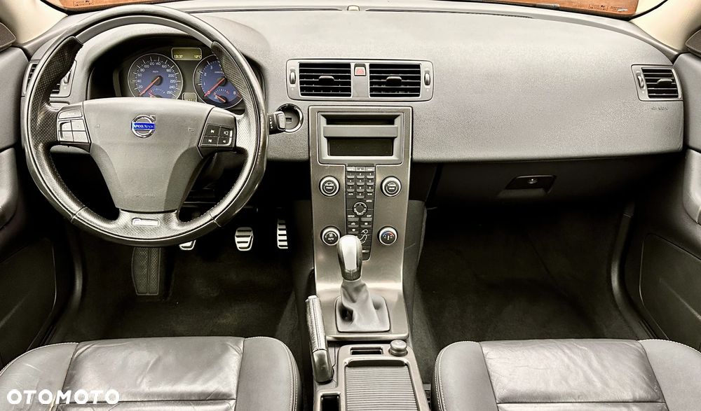 Volvo C30 2.0F R-Design - 4