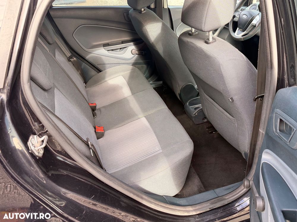 Ford Fiesta - 14