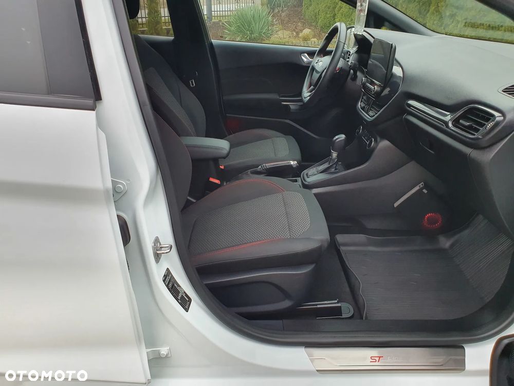 Ford Fiesta - 17