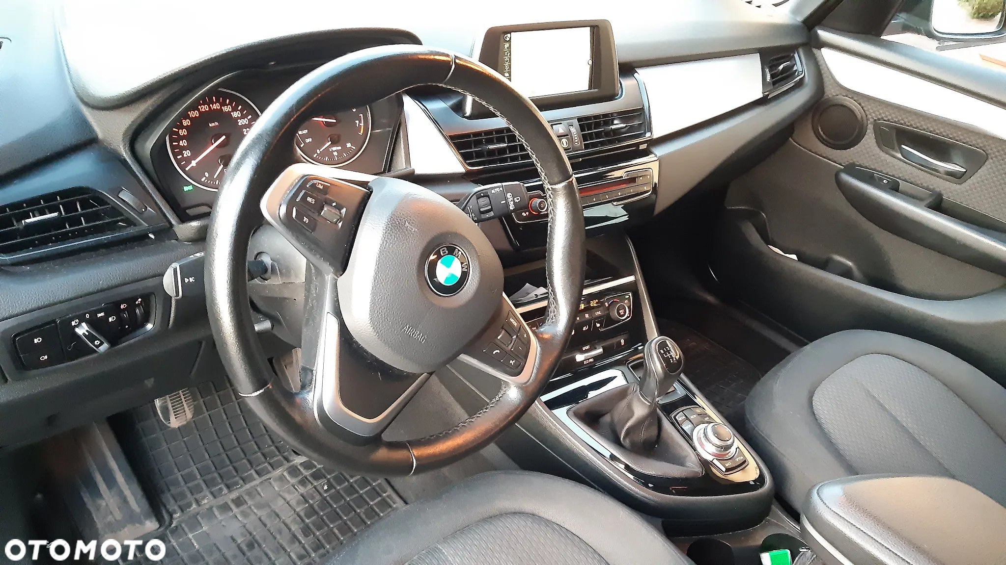 BMW Seria 2 218i Active Tourer - 7