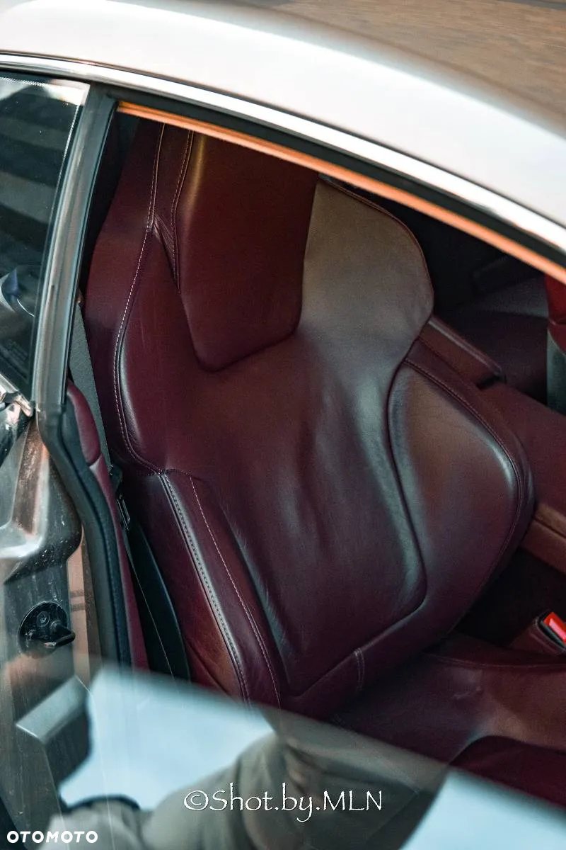 Aston Martin DB9 Coupe Touchtronic - 21