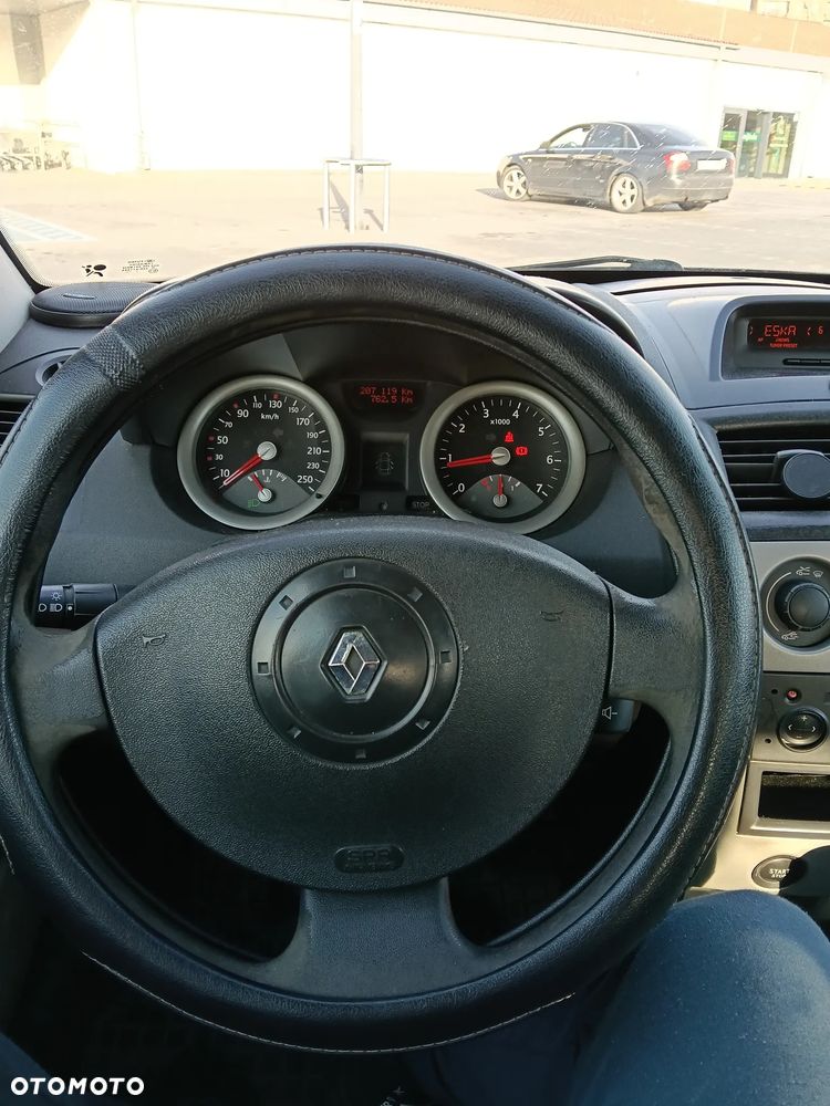 Renault Megane 1.6 Confort Expression - 24