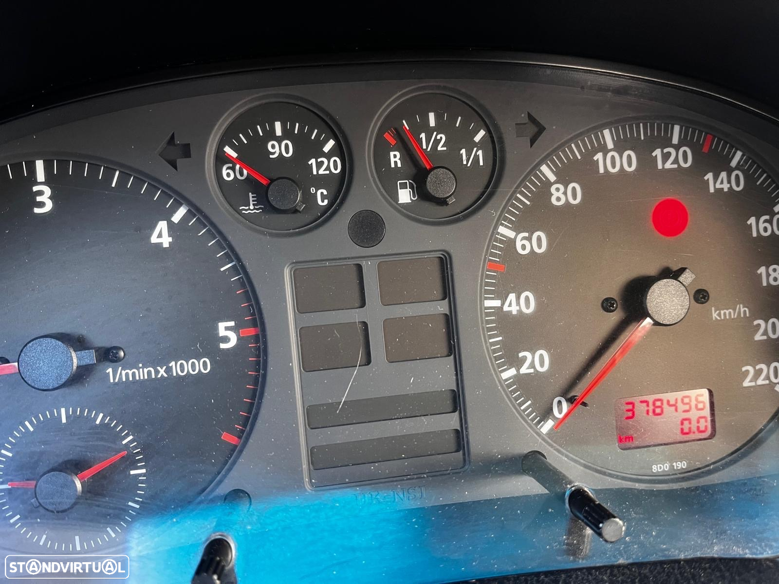 Audi A4 Avant 1.9 TDI Attraction - 10