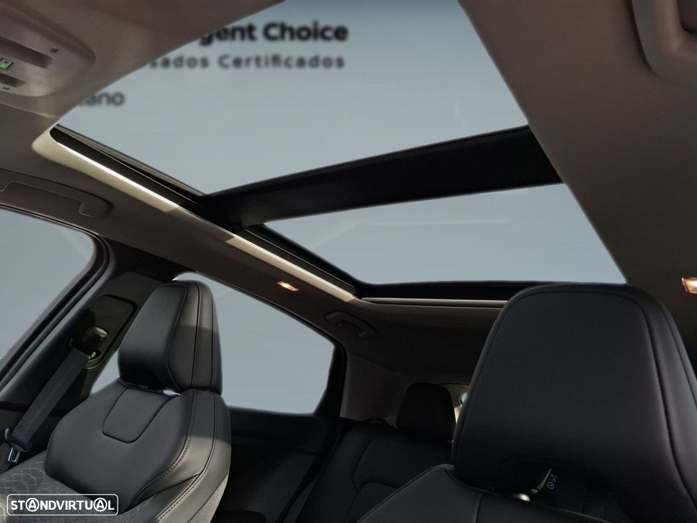 Nissan Ariya 63 kWh Advance Carr. 22kW + Teto Panorâmico - 23