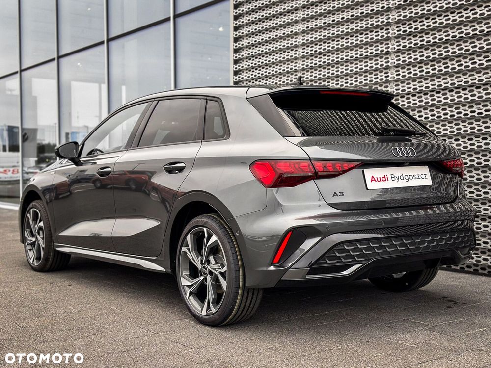 Audi A3 Sportback - 5