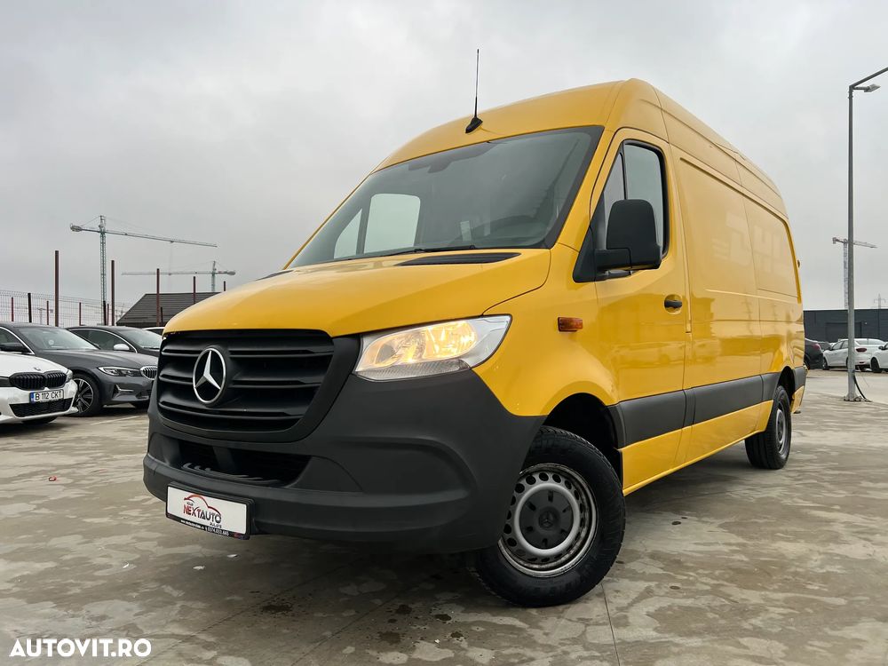 Mercedes-Benz Sprinter - 1