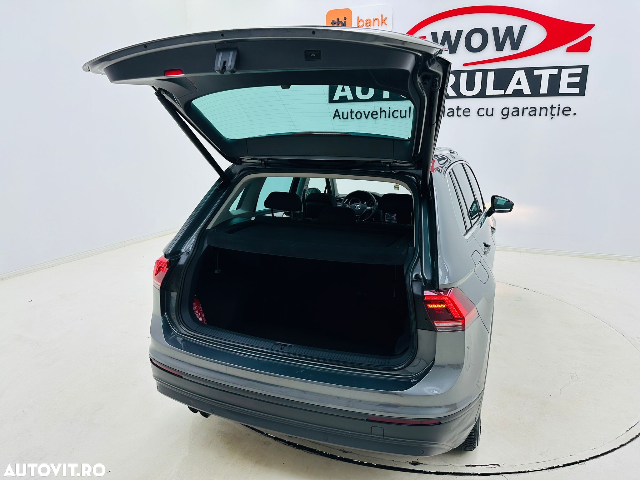 Volkswagen Tiguan - 26