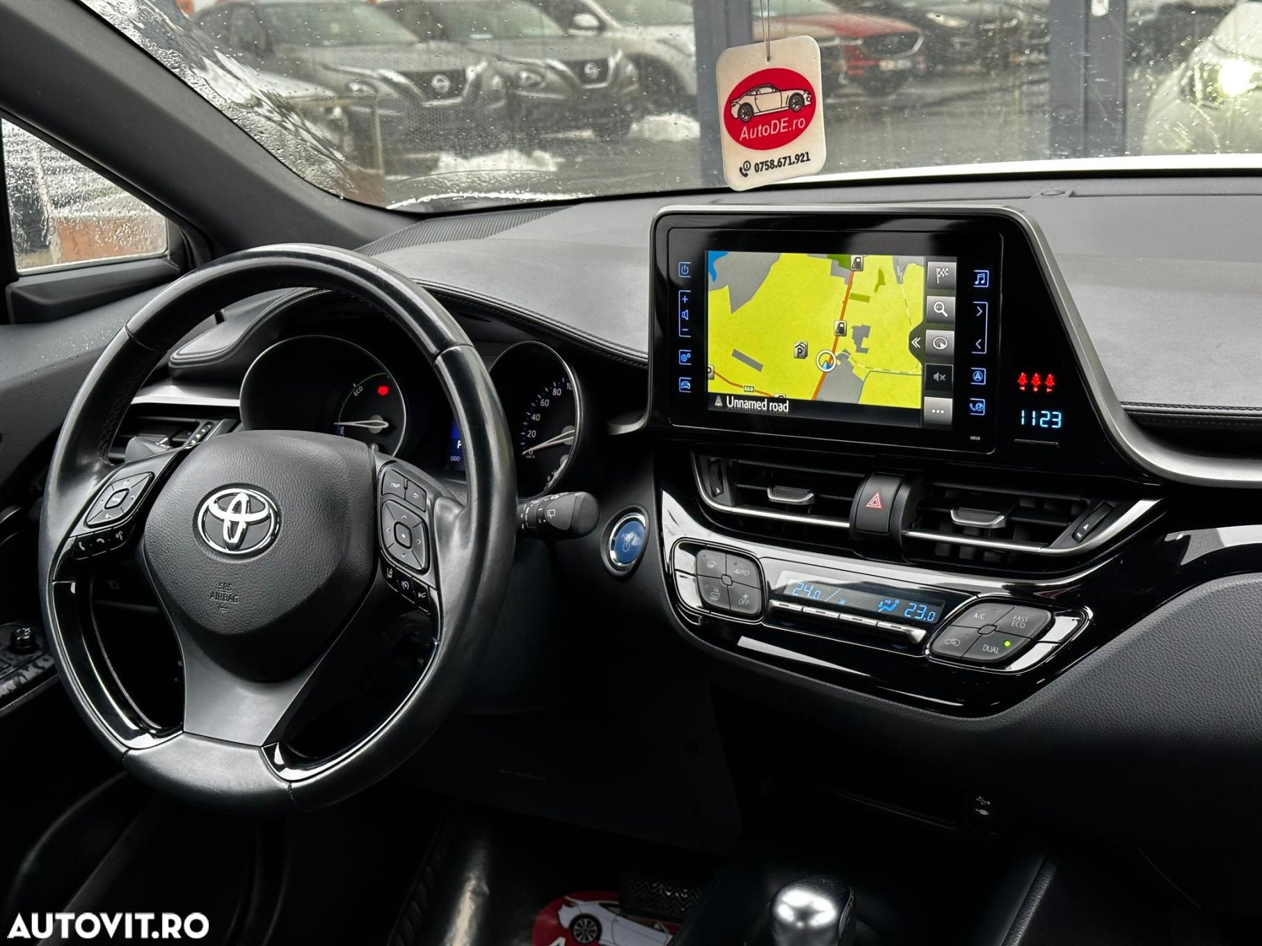 Toyota C-HR - 6