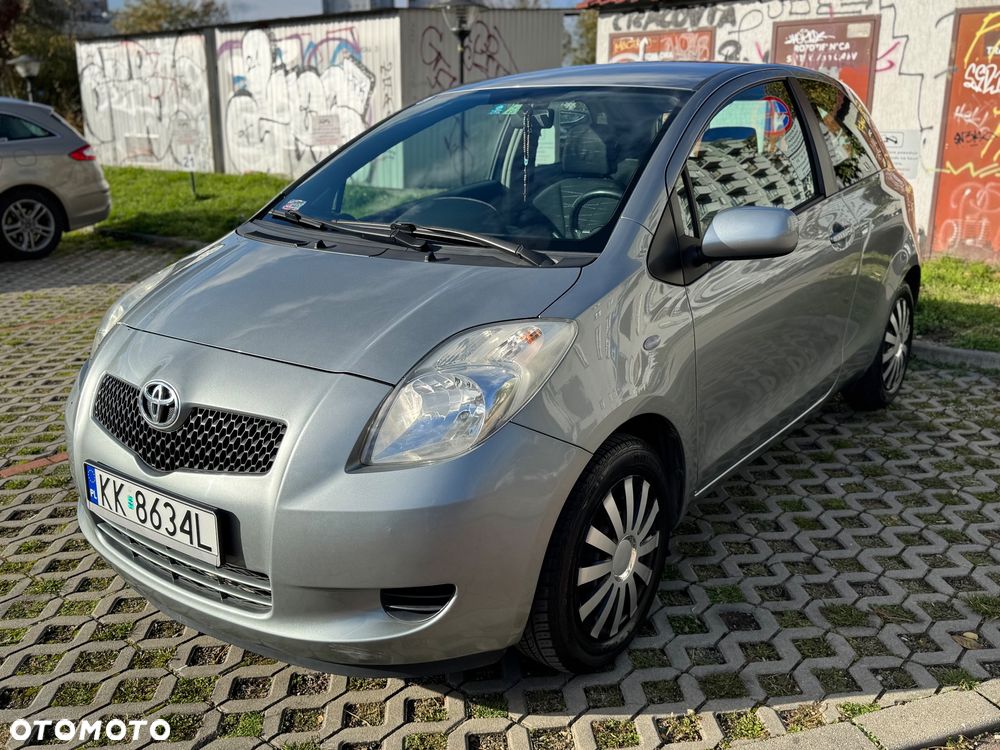 Toyota Yaris - 8
