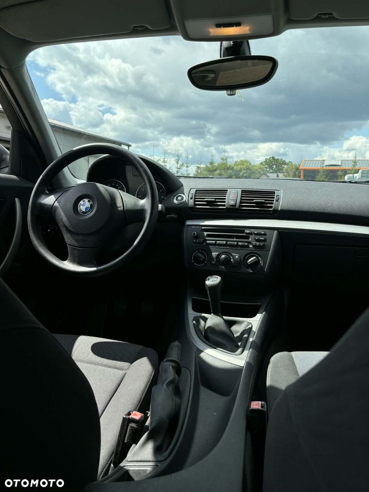 BMW Seria 1 116i - 6