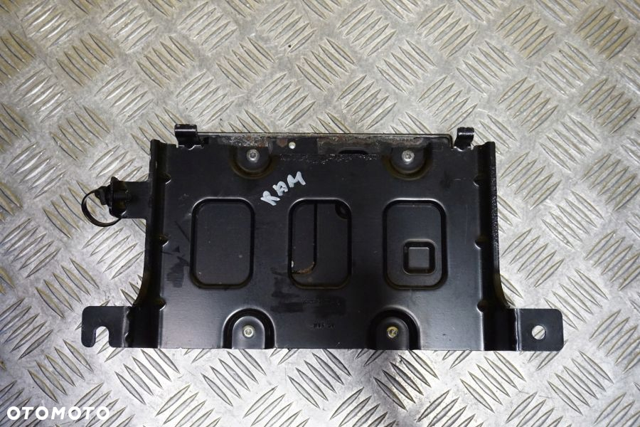 DODGE RAM 1500 2019 - 2024 Wzmacniacz Samochodowy Audio USA - 7