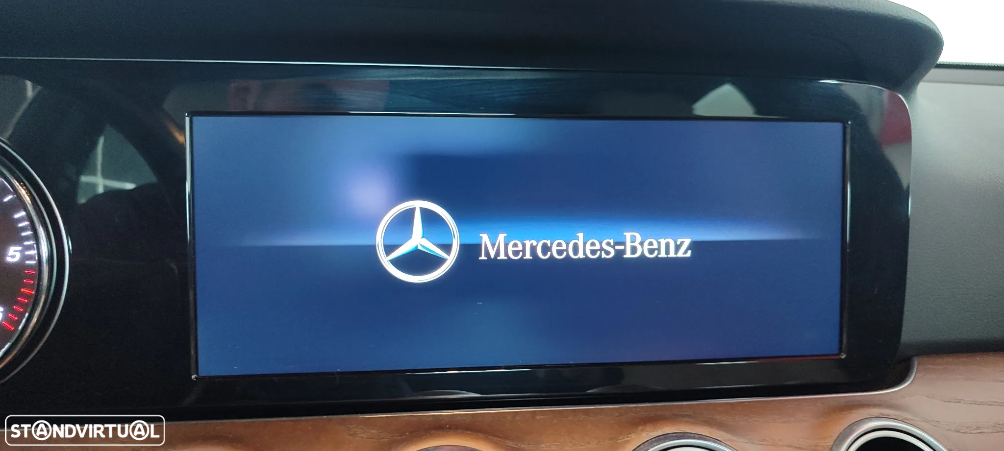 Mercedes-Benz E 300 - 12