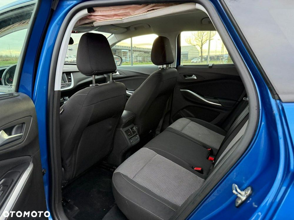 Opel Grandland X 1.2 T GPF Enjoy S&S - 13