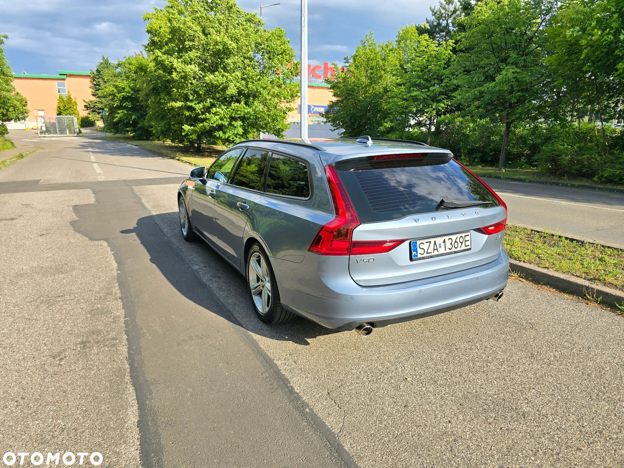Volvo V90 D4 Kinetic - 5