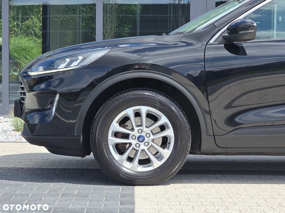 Ford Kuga 2.0 EcoBlue FWD Titanium - 26