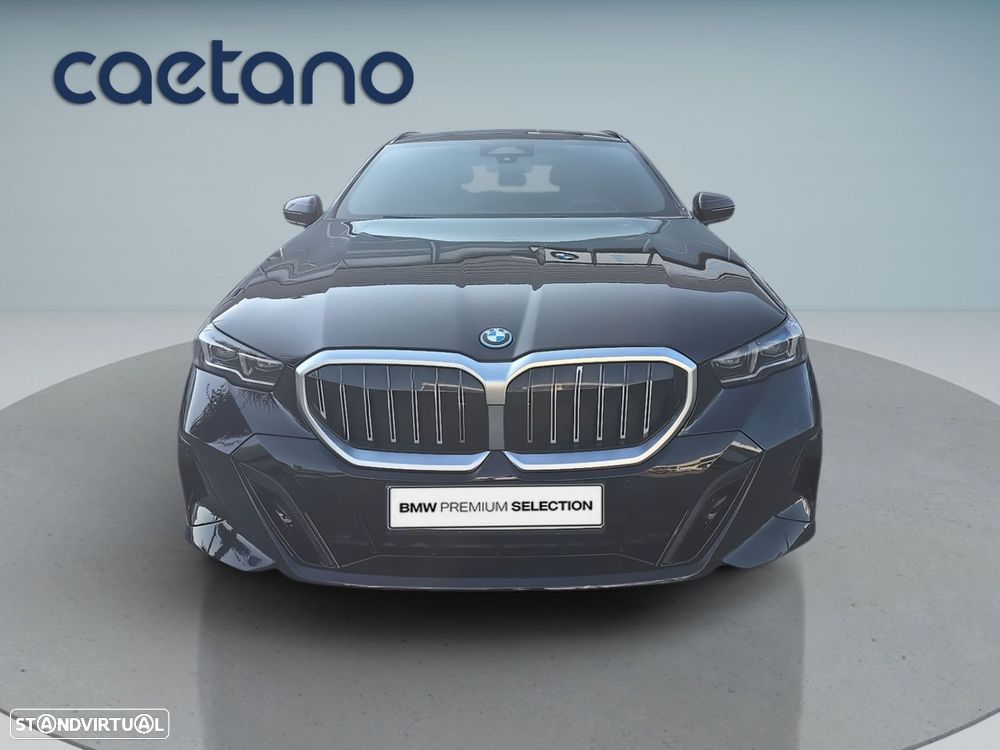 BMW 530 e Pack Desportivo M - 2