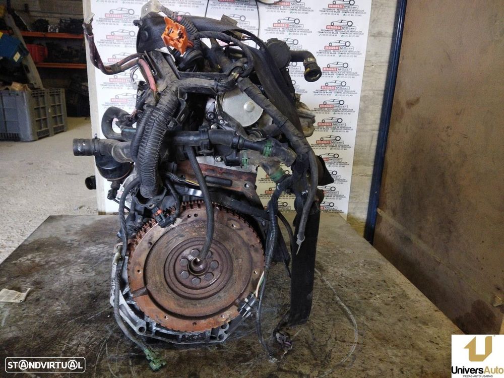 MOTOR COMPLETO RENAULT CLIO III 2008 -K9KM768 - 3