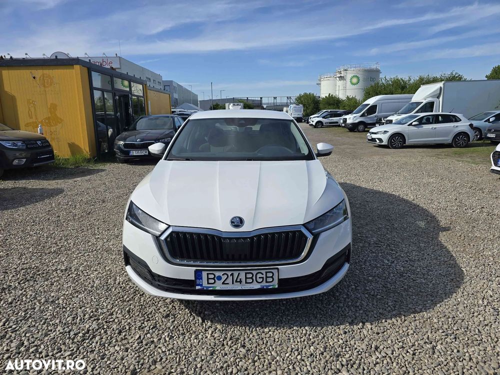 Skoda Octavia - 2