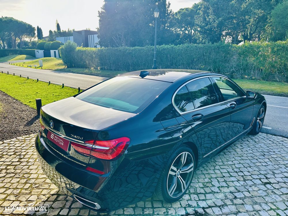 BMW 740 d xDrive Pack M - 9