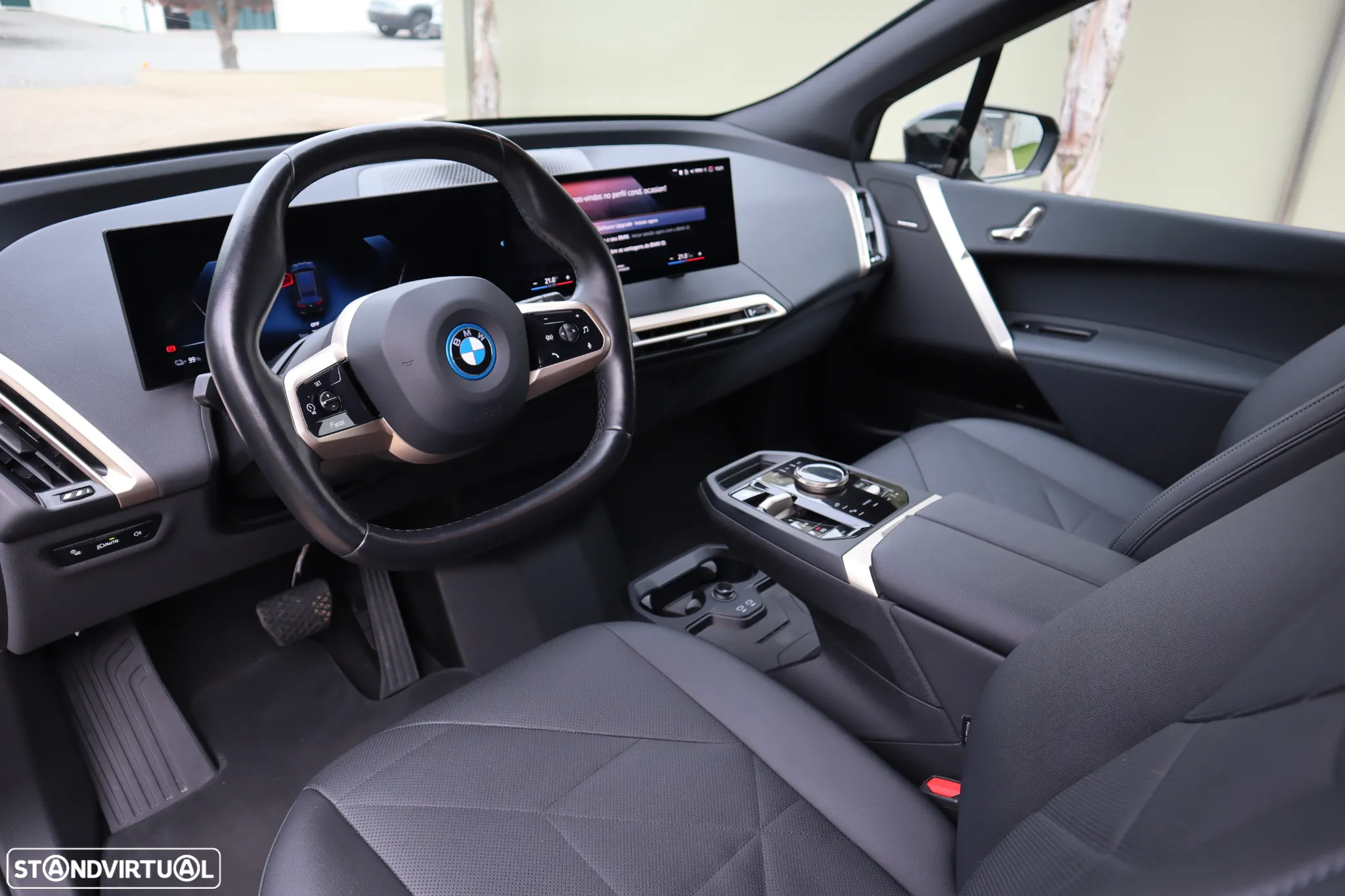 BMW iX xDrive 50 Pack Desportivo - 18