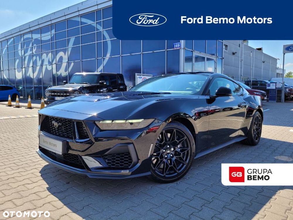 Ford Mustang - 1