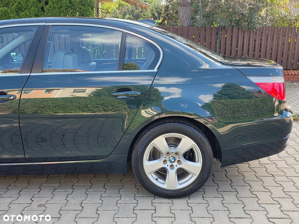 BMW Seria 5 530xi - 12
